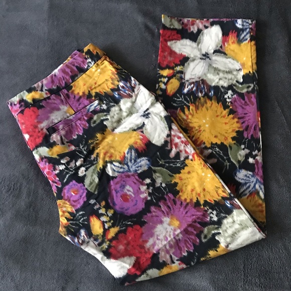 Anthropologie Pants - Elevenses Anthropologie floral pants size US 4